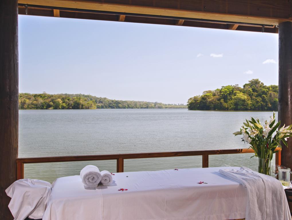 Las Lagunas Boutique Hotel Flores Extérieur photo