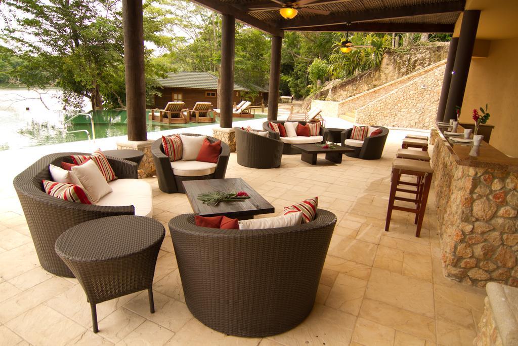 Las Lagunas Boutique Hotel Flores Extérieur photo